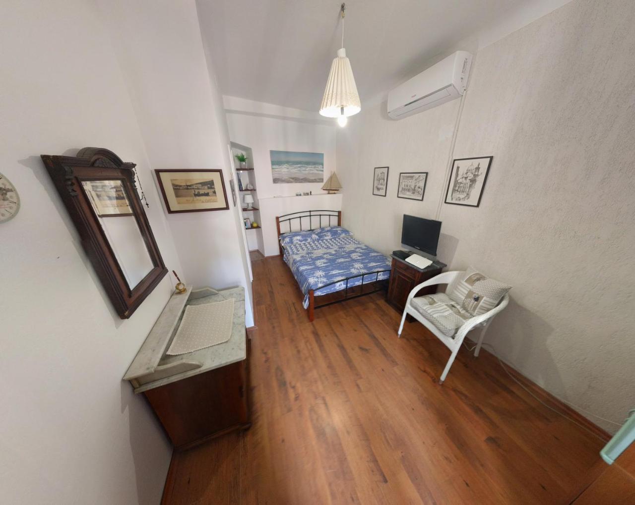 Family House In The Old Center Apartment Cres Exterior foto
